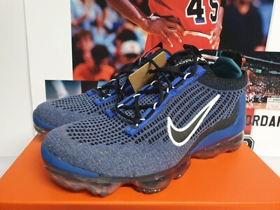 navy blue vapormax 2020