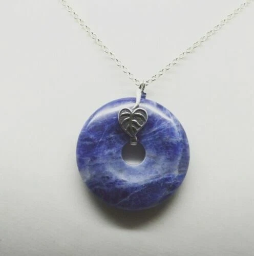 Collane e pendagli di lusso blu argento