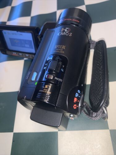 Canon VIXIA HF 11 Built In Memory 32gb Optical Image Stabilizer Work Read My Des - Picture 2 of 4