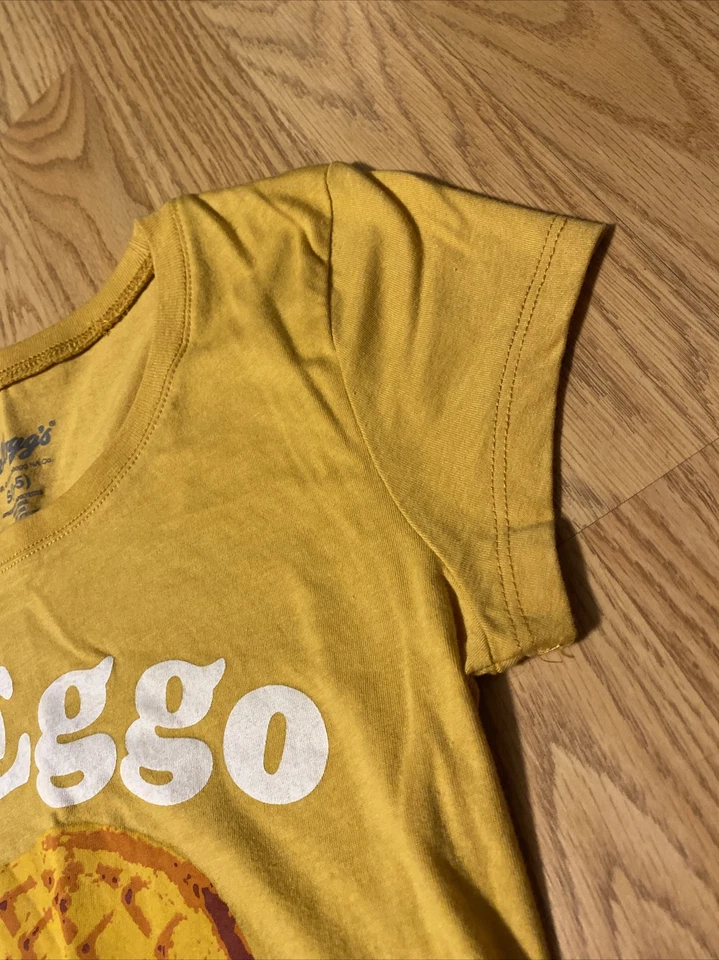 Kelloggs Eggo Waffle Yellow Gold Small 3-5 Womans Juniors T-Shirt Short Sleeve - Image 3 of 4