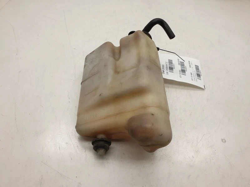 1992 TOYOTA PICKUP 2.4L 4CYL RESERVATÓRIO DE LÍQUIDO DE ARREFECIMENTO DO MOTOR - Imagem 4 de 4