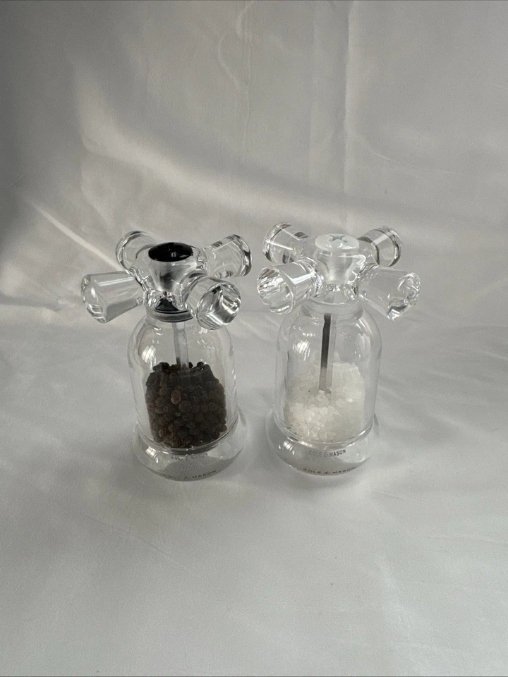 Juego de molino de sal y pimienta Cole & Mason grifo coctelera grifo tapa Foto 2 de 4