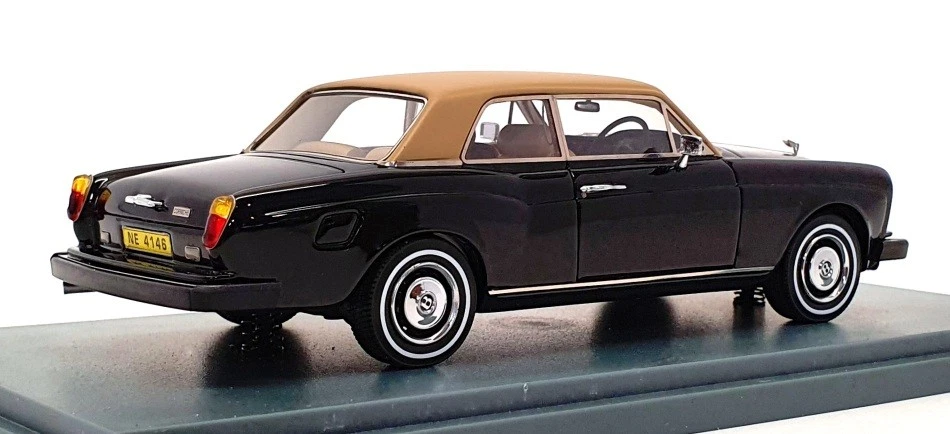 Resina Neo escala 1/43 44146 - Bentley Corniche - negro/beige Foto 2 de 4