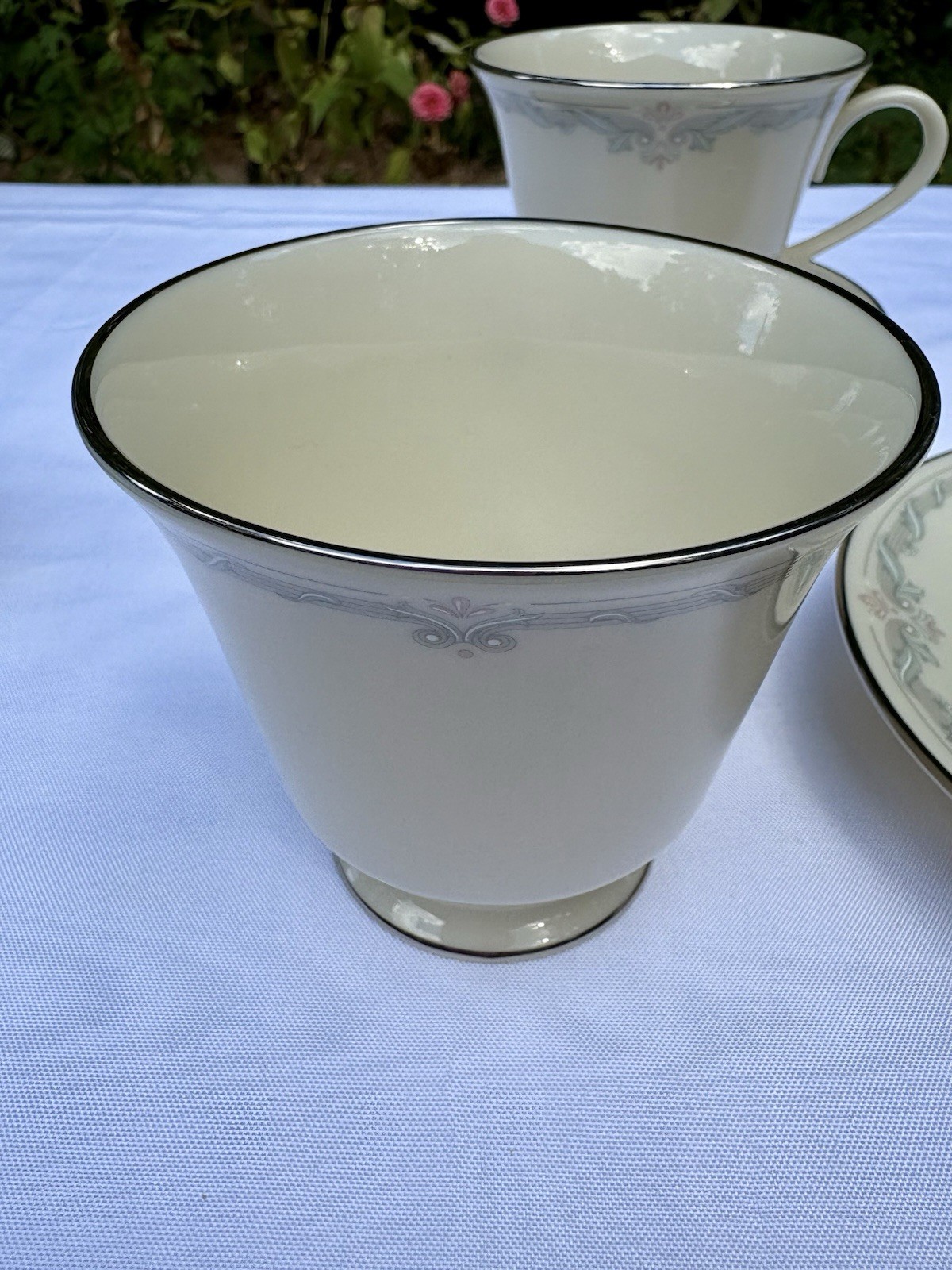 Lenox Cosmopolitan Collection Kingston 4 Pc.Set 2 Tea Cups&Saucers, US