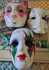Vtg 1994 New Orleans Mardi Gras Lot Of 3 Hand Painted Porcelain Ceramic Masks