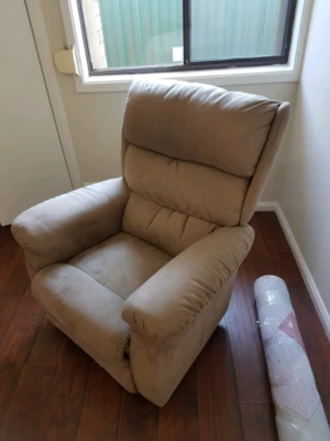 La Z Boy Recliner Rocker Armchairs Gumtree Australia Penrith Area La Z Boy Recliner Rocker