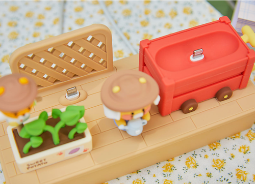 Kakao Friends & Chunchik 2in1 Dual Charger Holder Apple/Airpod Sweet Potato Farm - 第 5/8 張圖片