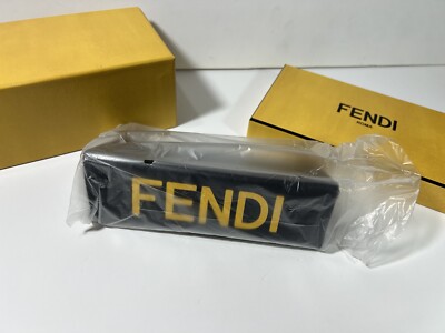 【FENDI】FENDI ROMAカメラケース◆関税・送料込◆ 7M0286ASIC_F1O97-3.jpg?v=