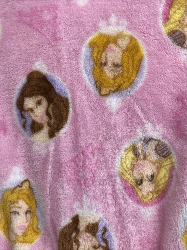 Disney Princess Sz M(7-8) Pink Plush Bath Robe Tie Closure Long Sleeve Pocket PO - Picture 8 of 9