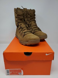 botas de cuero nike