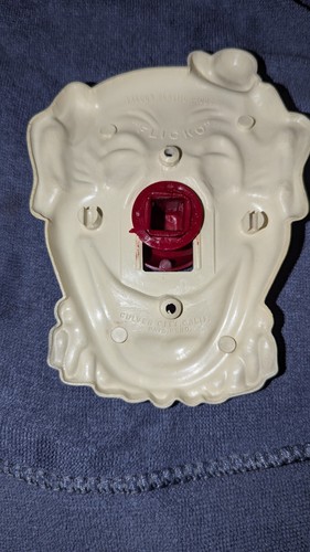 Vintage RARE 1950's "FLICKO" THE CLOWN Light Switch Plate Plastic NOSE MOVES!! - Picture 6 of 9