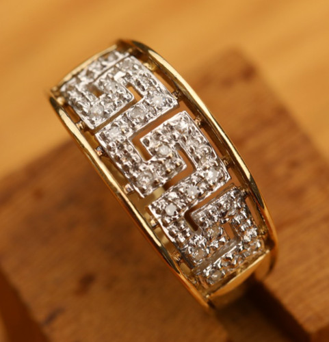 Geometric Diamond Ring