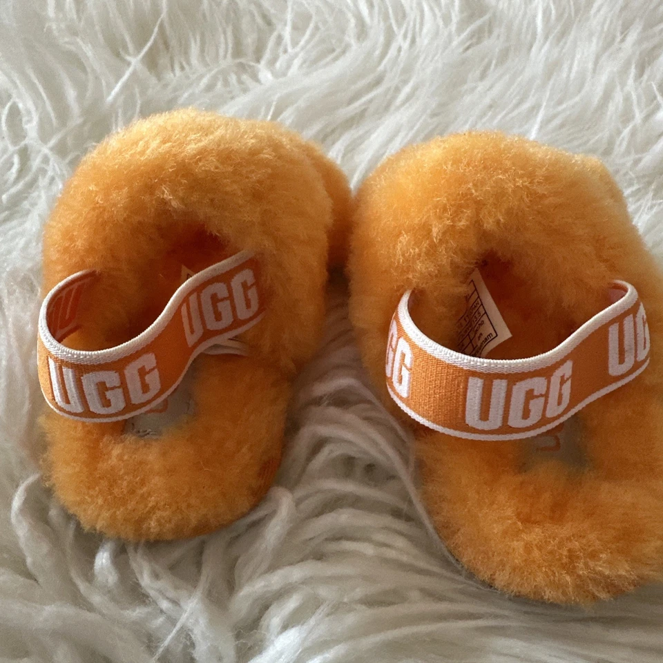 UGG Girls' Fluff Yeah Logo Detail Slide Slippers Toddler Size 6 Orange With Box - Image 4 of 4