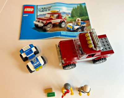 4437 LEGO  City Police Pursuit (100% complete w/ Instructions)