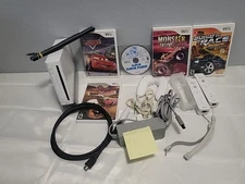 Nintendo Wii Video Game Console RVL-001 Bundle With 5  Games And Accessories 