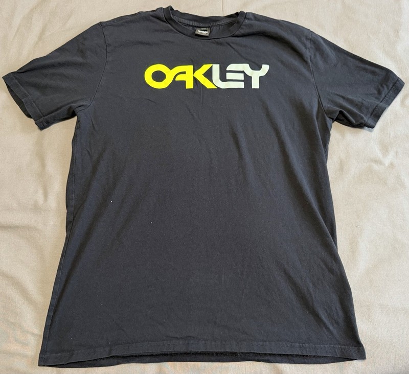 Oakley Men's Crew Neck Short Sleeve Shirt Men’s Large Retro Graphic Logo