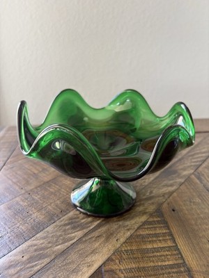 HTF Color Vintage Viking Emerald Green Glass 6 Petal Pedestal Compote Bowl