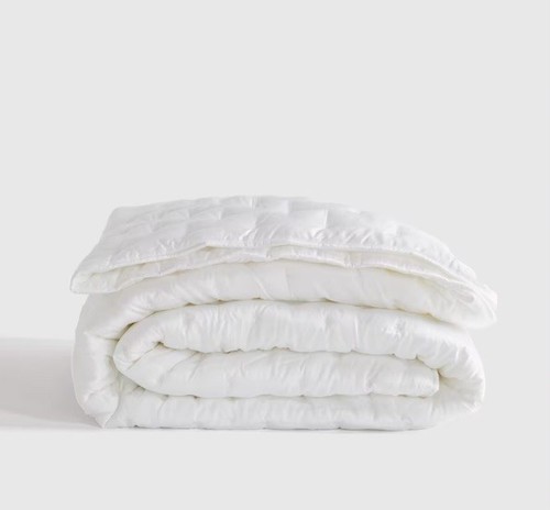 Quince Bamboo Quilt King / Cal King White 300 TC 92”x108”NEW!