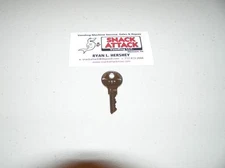 VENDSTAR 3000 TOP LID DOOR KEY #157 - New (OEM) / Free Ship! 