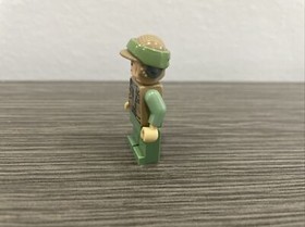 LEGO Endor Rebel Commando STAR WARS MINIFIGURE W/ Weapon From Set 9489 10236