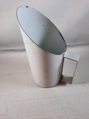 Long Prairie Minnesota long prairie milling Co x-ray quality feeds feed scoop 