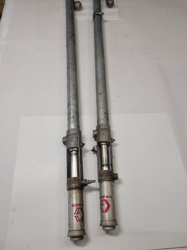 (1) GRACO 226-230 PNEUMATIC PAINT SPRAYING PUMP/UNIT 1:1 RATIO 714N - Picture 5 of 12