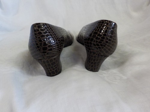 Amerati Slip On Pumps Size 8.5 M Brown Reptile Look 2" Heel Nonskid Sole Vegan - Picture 6 of 11