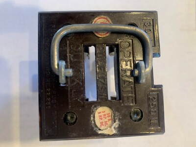 FA FRANK ADAM ELECTRIC 2POLE 250V 30A PULFUZSW FUSE PULL OUT PFS-3322   
