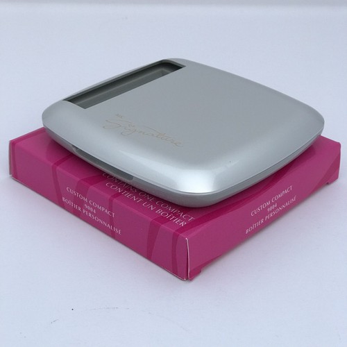 NIB Mary Kay Signature Custom Compact #9004 in Perfect Condition - Picture 3 of 4