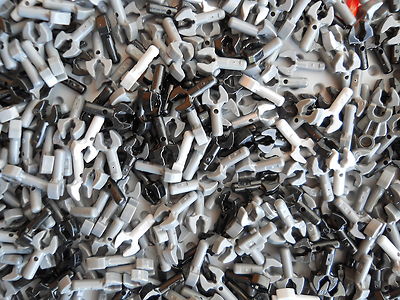 Lego Lot of 5 New Dark Bluish Gray Bar 1L with Clip Mechanical Claw Pieces Parts