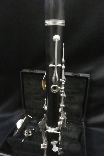 Artley USA Student Bb Clarinet - Picture 10 of 14