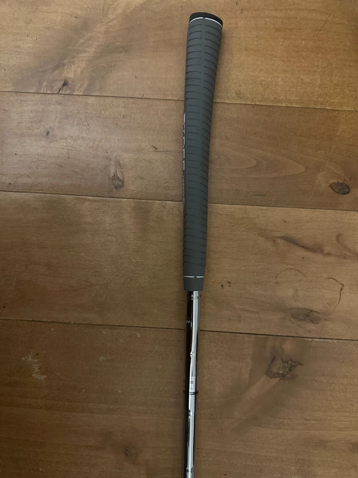 BRAND NEW Wilson Staff Model 8802 Blade Putter 35" RH - Image 4 of 4