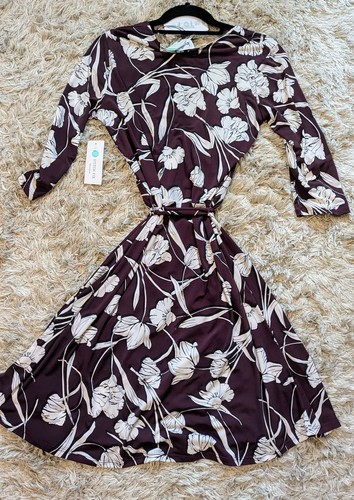 Leota Women’s Large Faux Wrap Dress With 3/4 Sleeves