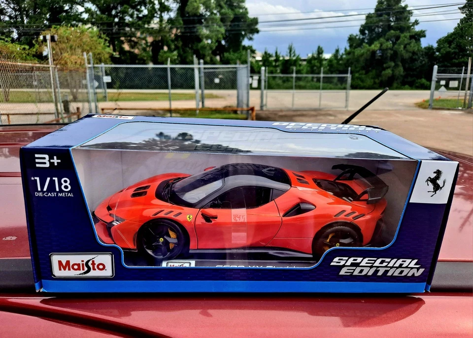 Ferrari SF90 XX Stradale 1/18 color NARANJA CALIENTE casi rojizo Foto 2 de 4