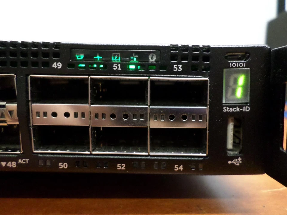 Dell S4048-ON Switch 48 Port SFP 10G 6 QSFP 40G Dual PSU Network Switch (a) - Image 4 of 4