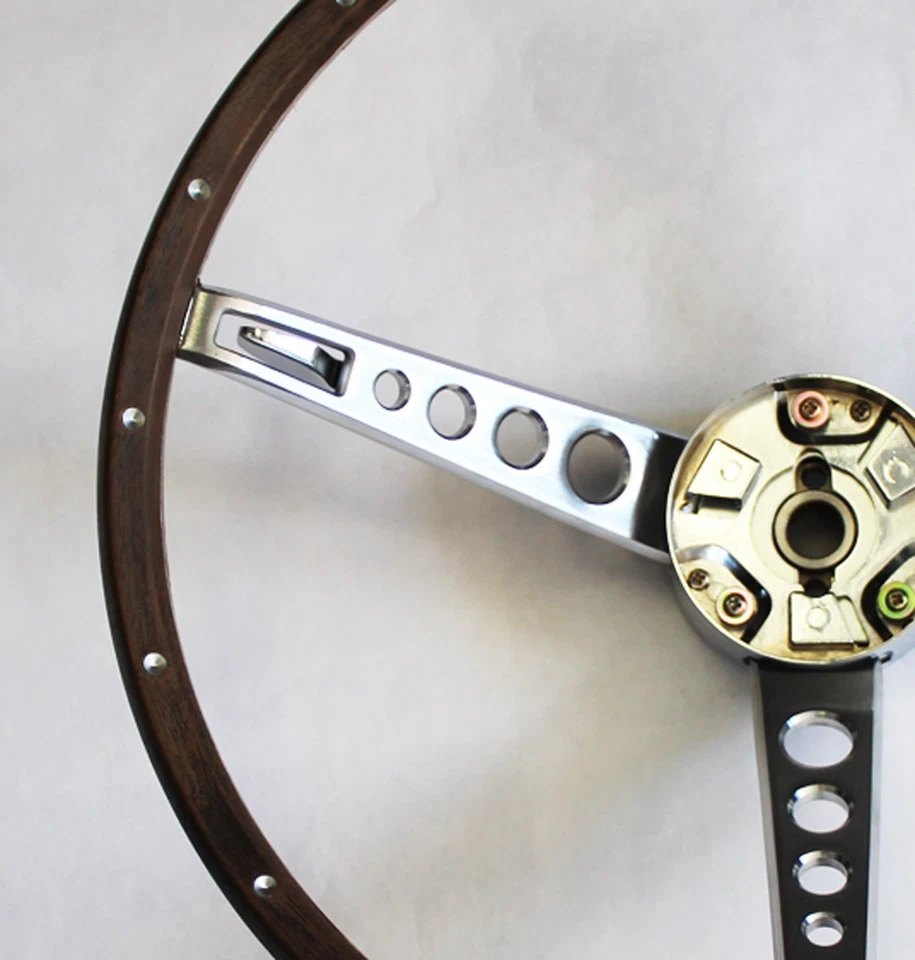 Nuevo volante Ford Mustang 1967 Deluxe madera estilo original con cuello anular Foto 3 de 4