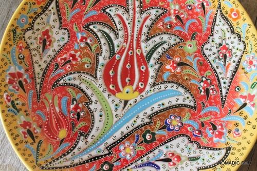 Intricate Turkish ceramic plates - 25cm,handmade, hand painted Ottoman designs - Picture 32 of 42