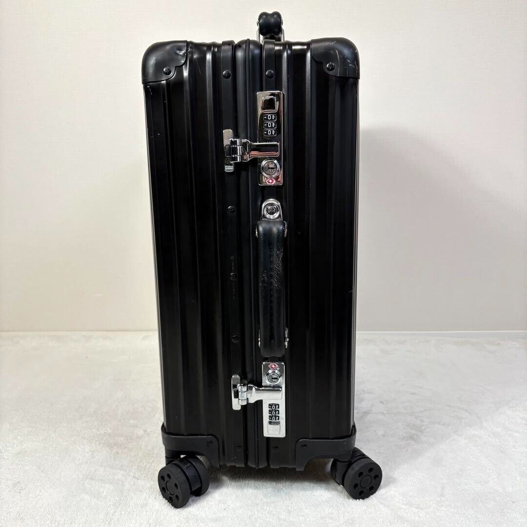 Rimowa Classic Cabin 36L Black 4-wheels Carry Case Suitcase Rimowa Classic Cabin 36L Black 4-wheels Carry Case Suitcase