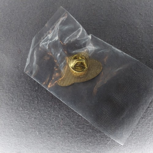 Suave Smart Shopper Game Shampoo Advertising Enamel Lapel Hat Jacket Pinback Pin - Picture 2 of 2
