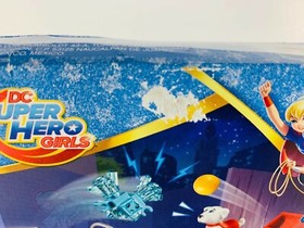 Lego DC Super Hero Girls Lashina Tank Unopened New 145 Pieces 41233 AS IS