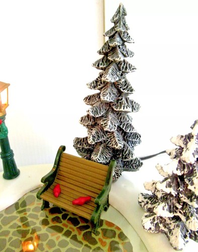 HAPPY WINTER HOLIDAY "WALK IN THE PARK" ~ (GIFT SET) ~ LIGHTED & ANIMATED !!! - Picture 16 of 24