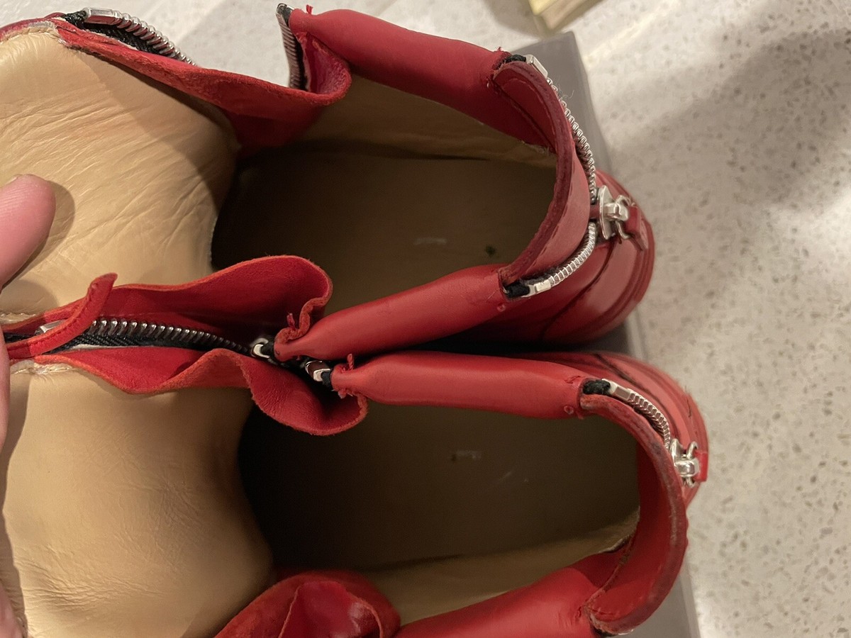 Giuseppe Zanotti RED LEATHER HIGH ZIPPER SIDES DETAIL