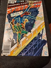 MARVEL COMICS GROUP 66 MAY SPIDER MAN COMIC BOOK!   e7079UXX