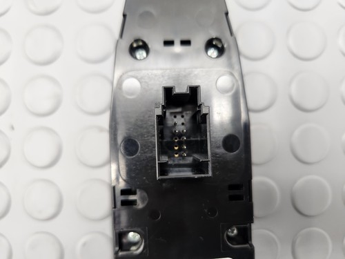 BMW 3 SERIES ELECTRIC WINDOW SWITCH FRONT DRIVER SIDE 9208111 F20 F30 F31 F34 - Picture 10 of 16