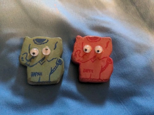 vintage elephant with googly eyes erasers / Japan - Picture 1 of 5