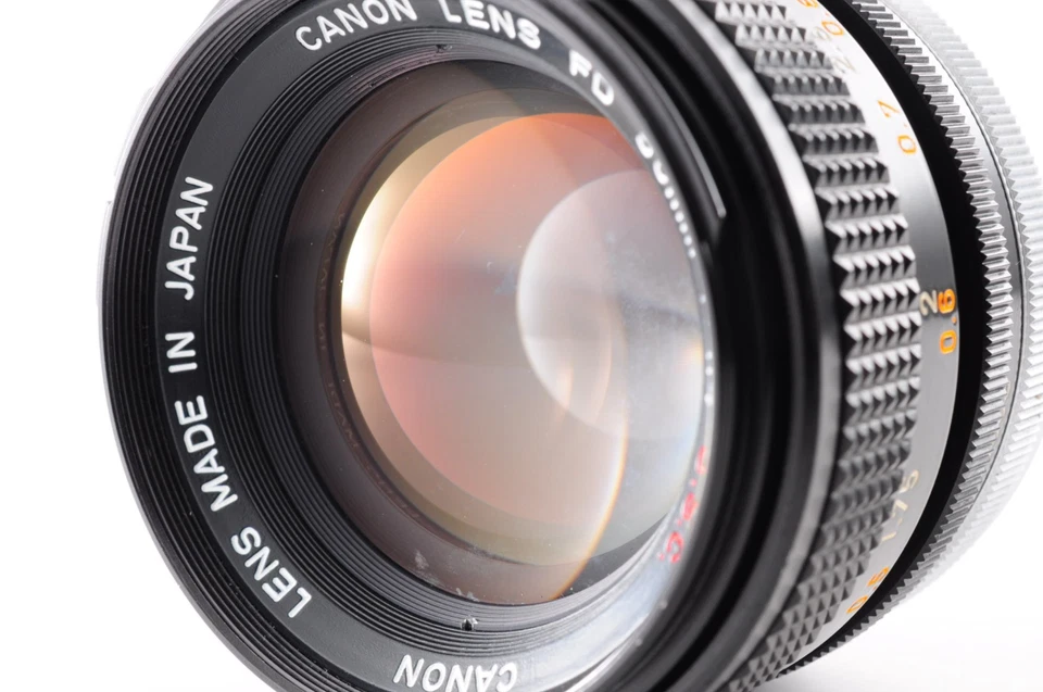 Modelo temprano **CASI COMO NUEVO-** Canon F-1 SLR + FD 50mm f/1.4 S.S.C. + Gorra de Japón Foto 3 de 4