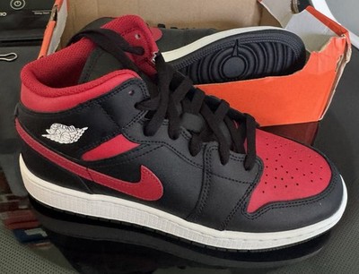 Nike Air Jordan 1 Mid Bred Toe Red White Black size 6Y