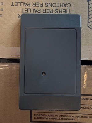 HID ThinLine II 5395CG100 Proximity card reader