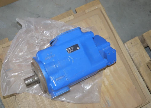 Eaton Vickers 4520V42A8 1AA22R Double Vane Hydrualic Pump 02-137365-1 New