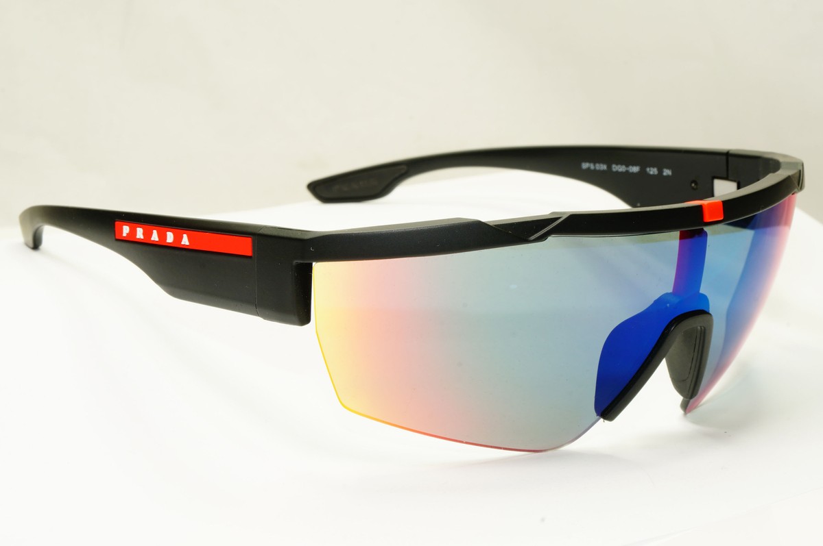 PRADA ブラック サンバイザー Prada // Black Embossed Oversize Shield Sunglasses – VSP